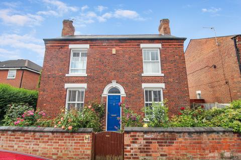 3 bedroom detached house for sale, Mona Street, Beeston