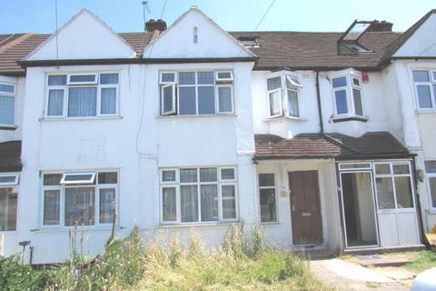 4 bedroom terraced house to rent, The Grange, Wembley HA0