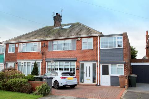 5 Barton Close, North Shields, NE30 2TG