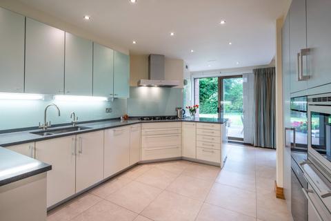 4 bedroom apartment for sale, Templewood Avenue, Hampstead