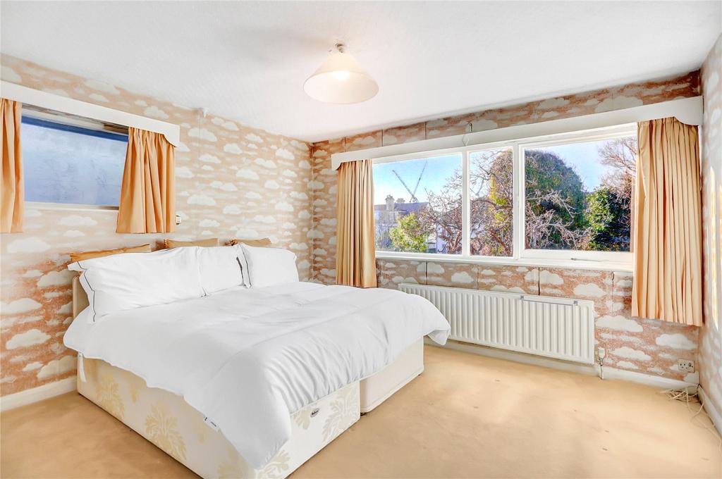 Wilbury Gardens, Hove, East Sussex, BN3 4 bed detached house for sale