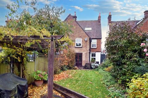 3 bedroom semi-detached house for sale, London Road, Stevenage, Hertfordshire, SG1