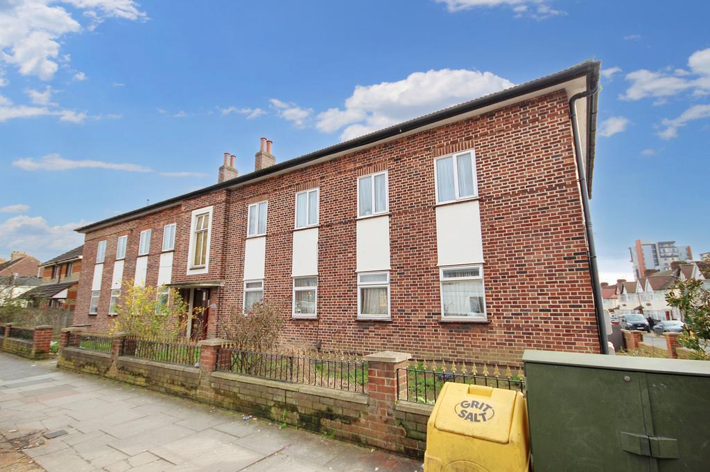 Mount Pleasant, Wembley, Middlesex HA0 1 bed flat for sale - £300,000