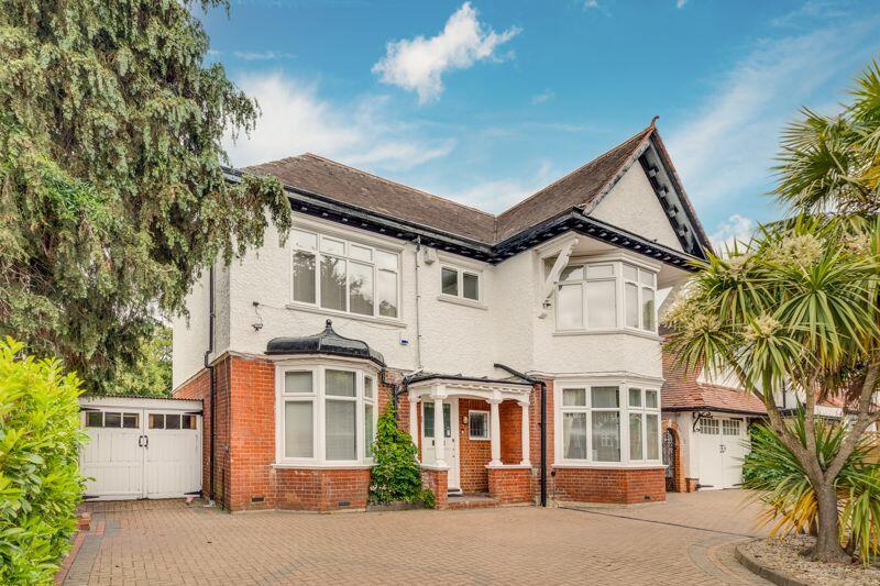 House in Bromley - View 2