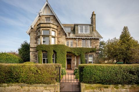 3 bedroom apartment for sale, Donaldson Gardens, St. Andrews