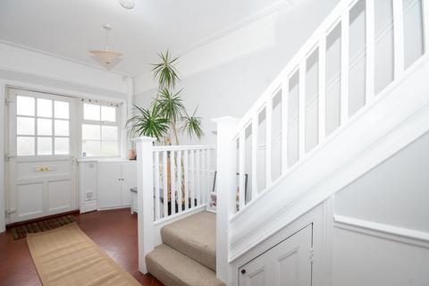 19 Cecil Park, Pinner, HA5 5HJ