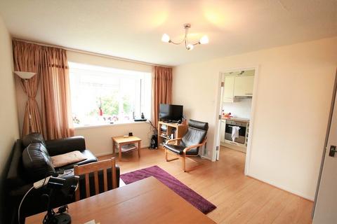 1 bedroom apartment for sale, Garrick Crescent, Croydon