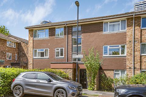 21 Garrick Crescent, Croydon, CR0 5PW