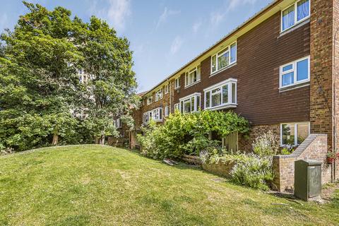 21 Garrick Crescent, Croydon, CR0 5PW