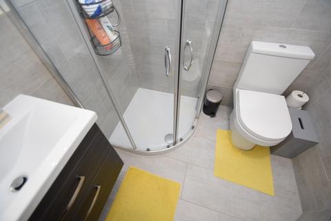 37 Roundwood, Shipley, BD18 4JP