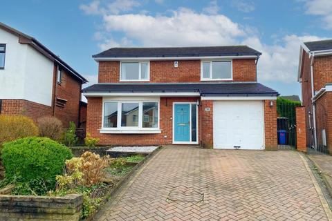 4 bedroom detached house for sale, Shaftesbury Drive, Heywood, Greater Manchester, OL10