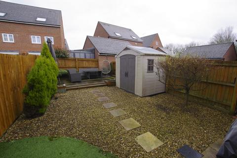 3 bedroom semi-detached house for sale, Sunderland Close, Church Gresley