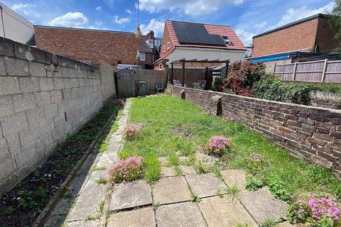 2 bedroom end of terrace house for sale, St. Stephens Road, Portsmouth