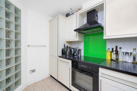 20 Hanover Place, London, E3 4QD