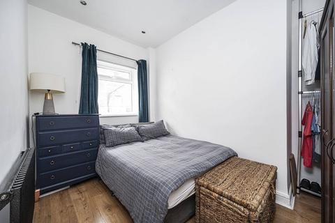 1 bedroom flat for sale, Millers Terrace, Dalston, London, E8