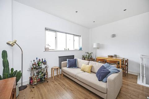 1 bedroom flat for sale, Millers Terrace, Dalston, London, E8