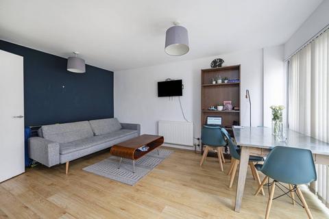 1 bedroom flat for sale - Mead Place, Hackney, London, E9