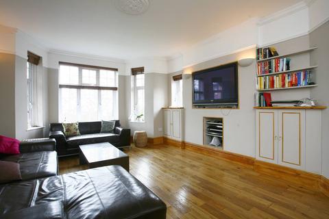 3 bedroom flat for sale, Moreland Court, Child's Hill, London, NW2