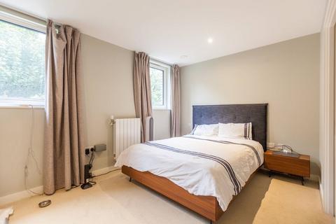 4 bedroom house for sale, Mary Rose Square, Deptford, London, SE16