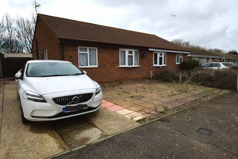 2 bedroom bungalow to rent, Blackburn Road, Herne Bay