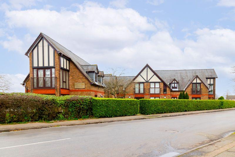 Redvers Road, Warlingham 1 bed property for sale £199,950