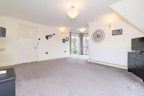 1 bedroom property for sale, Redvers Road, Warlingham