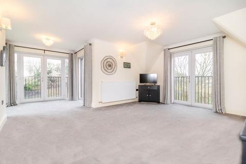 1 bedroom flat for sale, Redvers Road, Warlingham