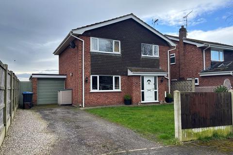 4 bedroom detached house for sale - Meadow Close, Farndon, Chester