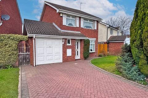 3 bedroom detached house for sale, Farmer Way, Tipton