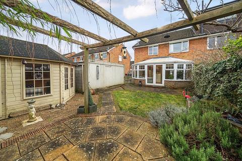 34 Beverley Crescent, Tonbridge, TN9 2RD