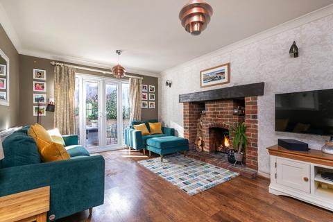 5 Ilex Close, Kings Worthy, Winchester, SO23 7TL