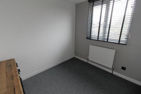 9 Buxton Close, Whetstone, Leicester, LE8 6NT