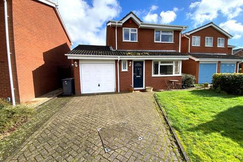 3 bedroom detached house for sale, Thornhill Drive, Whitestone, Nuneaton
