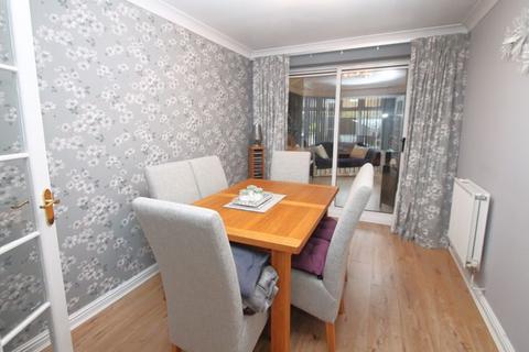 3 bedroom detached house for sale - Demozay Close, Hawkinge, Folkestone