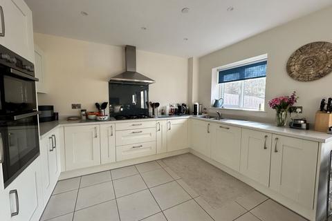 undefined, Clos Emlyn, Old Colwyn