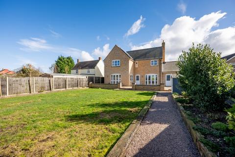 4 bedroom detached house for sale, Guyhirn