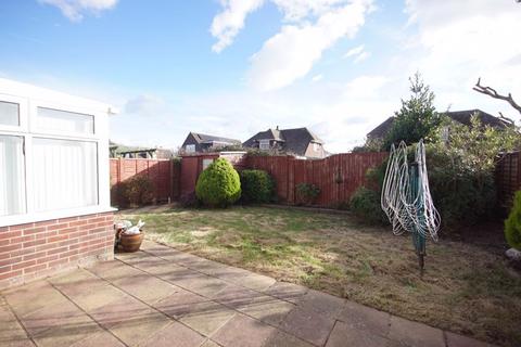 2 bedroom bungalow for sale, Warwick Close, Lee-On-The-Solent