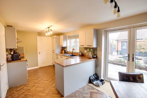 8 Skipton Walk, Trowbridge, BA14 6FZ