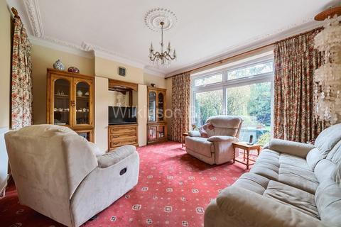 5 bedroom detached house for sale, Wellington Road, Bush Hill Park EN1