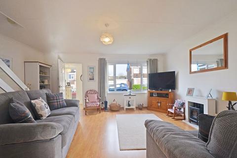 24 Cornubia Close, Truro, TR1 1SA