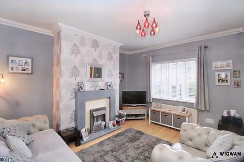 3 bedroom end of terrace house for sale, North Road, Hull, HU4