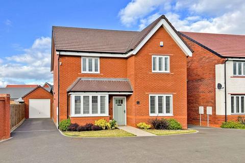 4 bedroom detached house for sale, Chandler Close , CODSALL