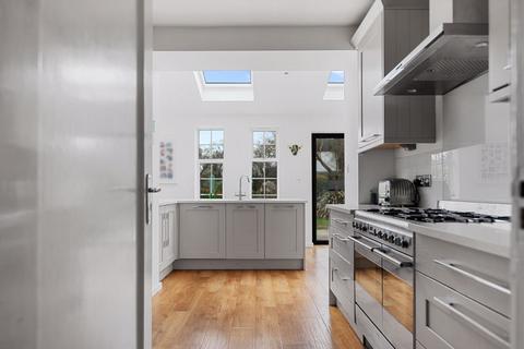86 The Gallop, Sutton, SM2 5SA