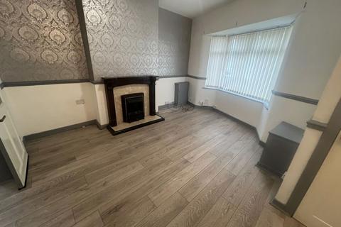 3 bedroom terraced house to rent, Long Lane, Liverpool