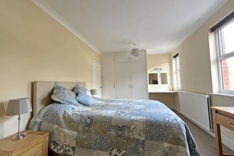 1 Cecil Terrace, Sidmouth, EX10 8BT