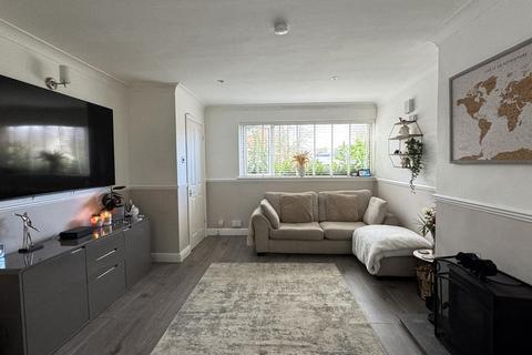3 bedroom semi-detached house for sale - Ferneley Crescent, Melton Mowbray