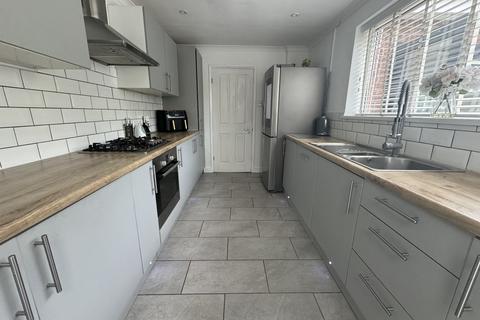3 bedroom semi-detached house for sale, Ferneley Crescent, Melton Mowbray