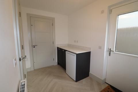 5 bedroom detached house to rent - Bruce Way, Calderwood