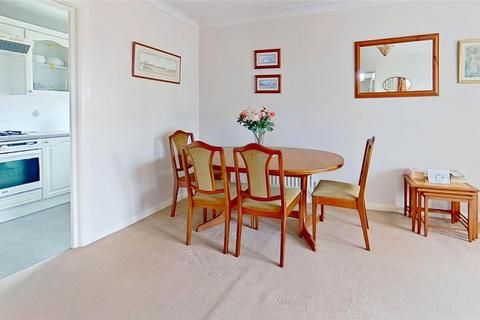 2 bedroom flat for sale, Brighton Road, Lancing, West Sussex, BN15