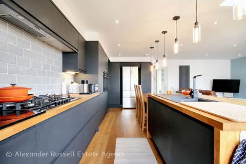 26 Greenhill Gardens, Minster, Ramsgate, CT12 4EP
